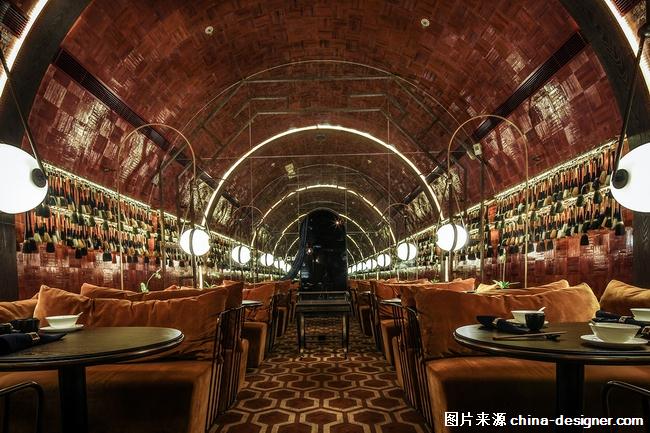 Joyce Wang打造Mott 32