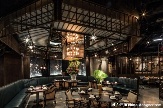 Joyce Wang打造Mott 32